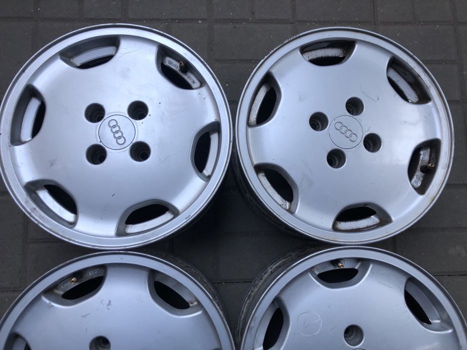 Иски на Ауди R15 б/у из Германии