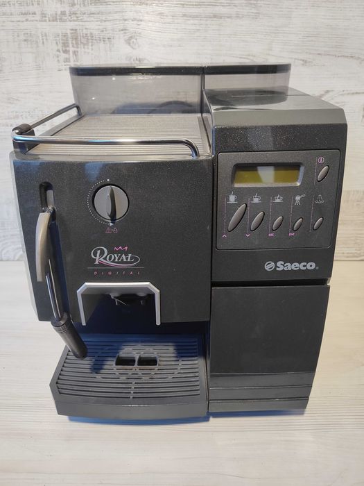 ГАРАНЦИЯ ! Saeco ROYAL Digital / Кафеавтомат - робот