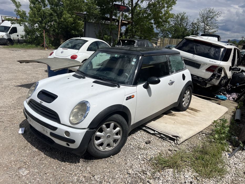 Mini Cooper 1.6 , Мини Купър 1.6 бензин ръчка На Части !!!