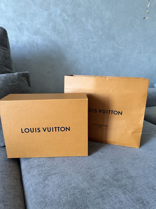Коробка и пакет Луи Виттон Louis Vuitton