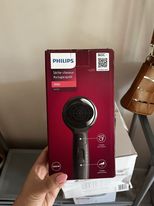 Сешоар Philips нов