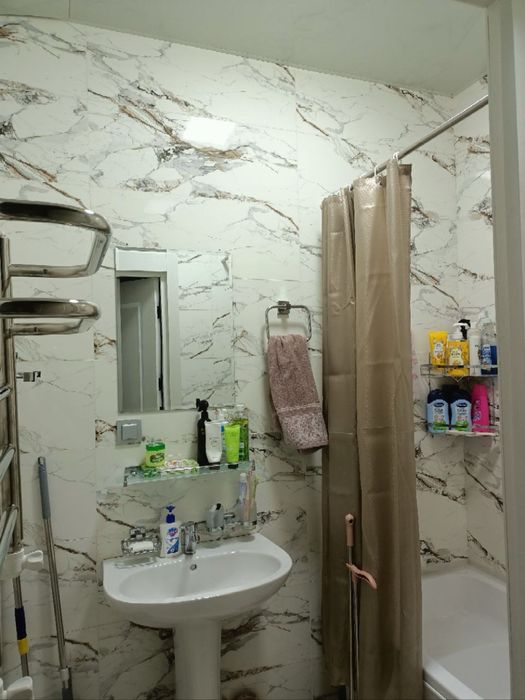 Дом сотилади йенги 2 хона 1 этаж водник