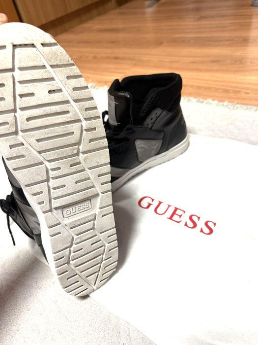 Adidasi Guess marimea 45