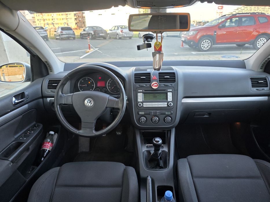 VOLKSWAGEN Golf 2004 — imagine 5
