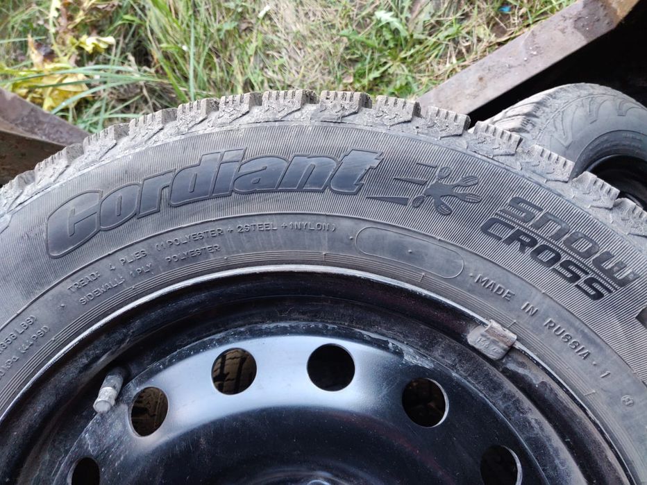 195/65/15 зимние шины с дисками