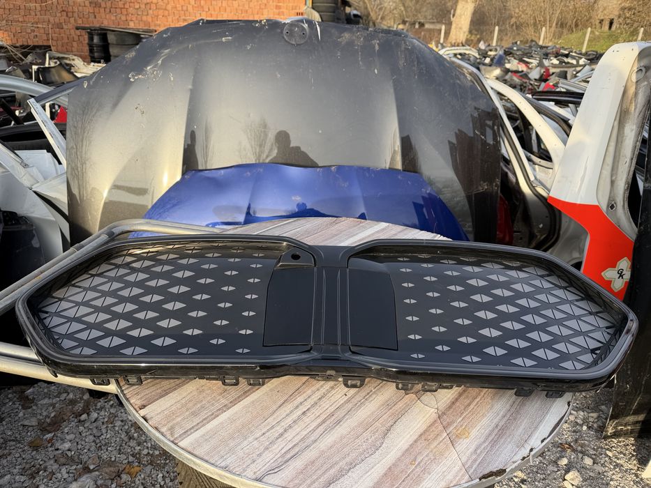 Решетка BMW X2 U10