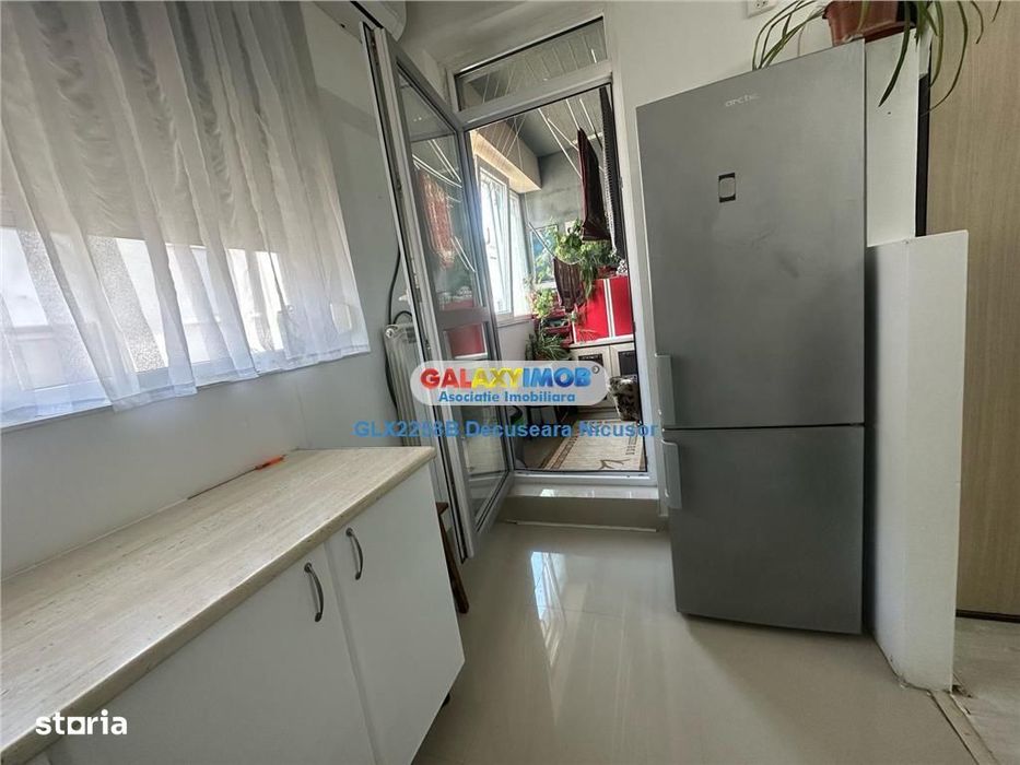 Apartament 2 camere, mobilat, utilat in Militari Residence 300 euro