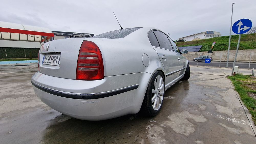 Skoda Superb 2006//  CUTIE AUTOMATA// 1.9 TDI 131 CP// FULL// JANTE 17