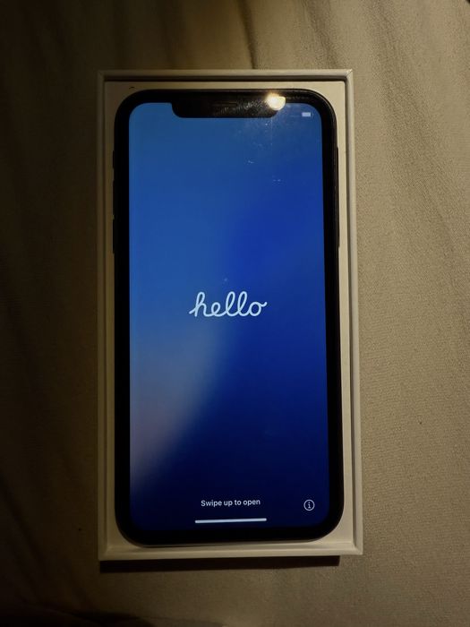 iPhone 11, Black, 128GB