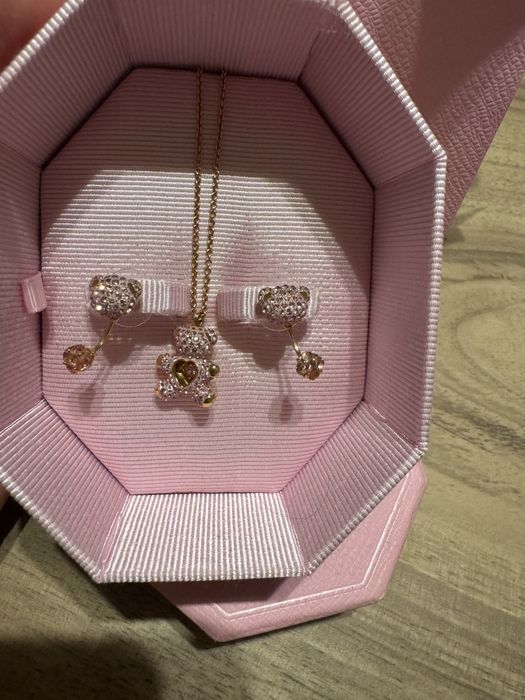 SWAROVSKI (комплект колие и обеци)