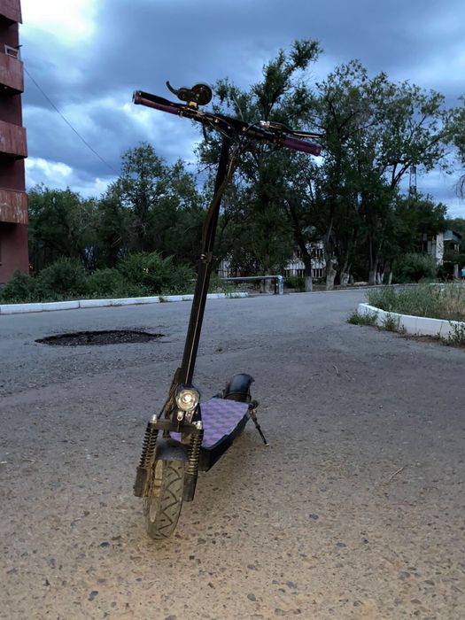 Продам электро самокат