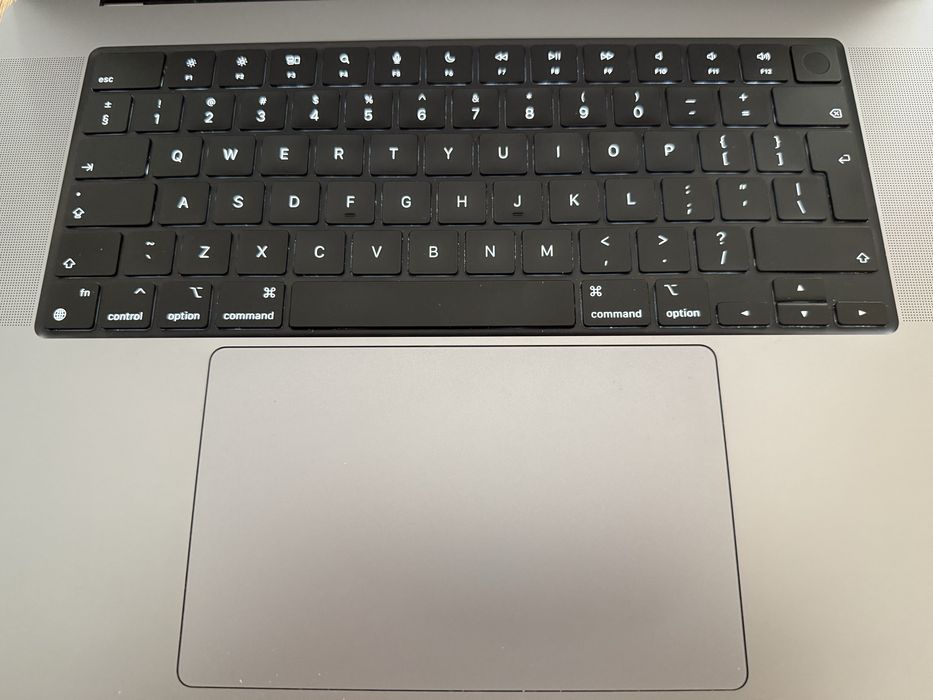 MacBook Pro 16" M1 Pro 32GB 1TB Гаранция — миниатюра 3