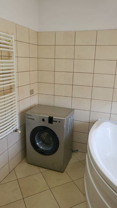 Garsoniera de inchiriat 45mp-200 euro/luna