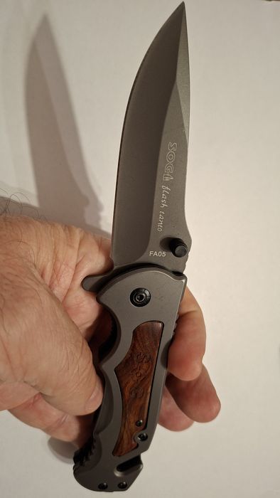 Briceag / Cuțit pliabil drumeție, pescuit, vânătoare