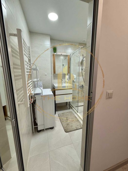 Дава се под наем Тристаен апартамент в Варна, Бриз - 100 кв.м за 1500 € - Снимка #10