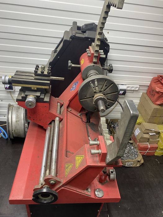 Станок прокаточный для дисков