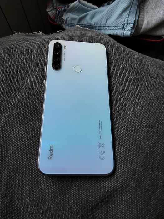 Samsung galaxy s8 и друг телефон