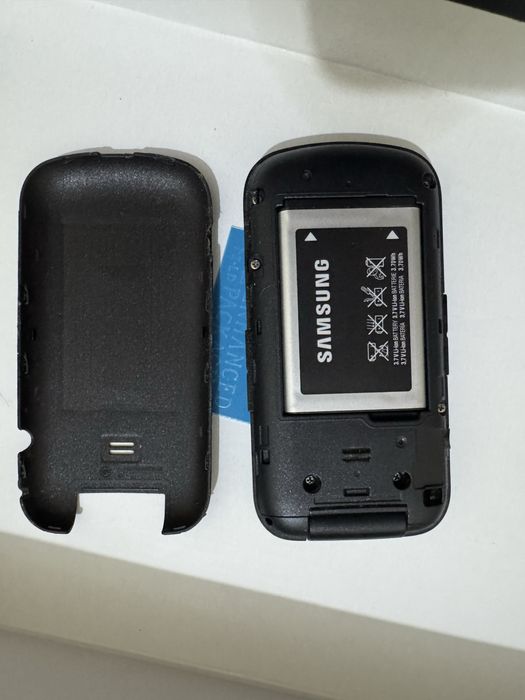 Продаётся Samsung Gusto 3 — почти новый