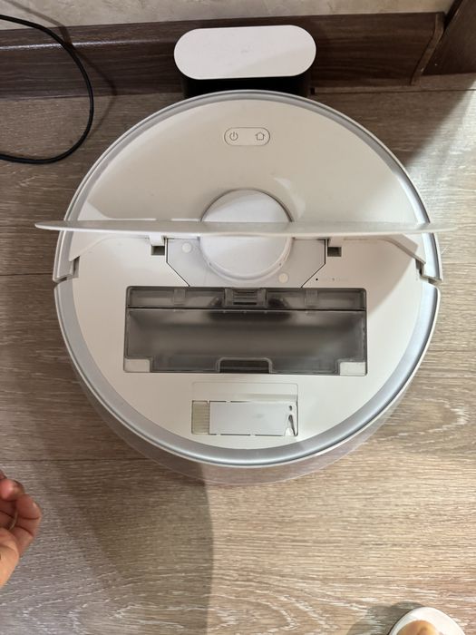 Продам робот пылесос