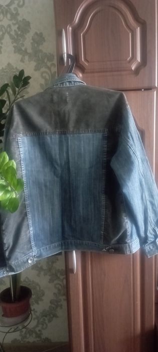 Продам мужские джинсовые куртки