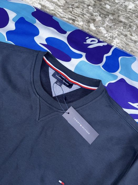 Свитер tommy приятный материал