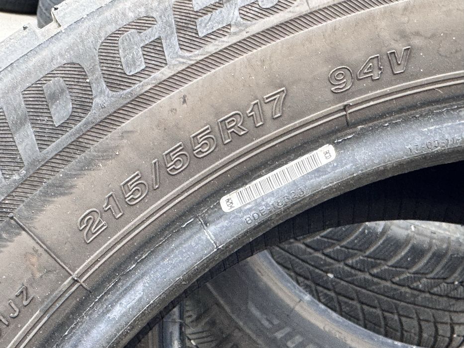 215/55/R17 Bridgestone Blizzak 4бр зимни