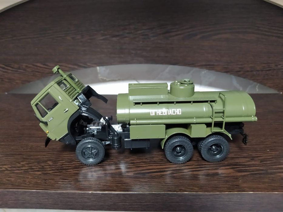 Масштабные модели 1:43