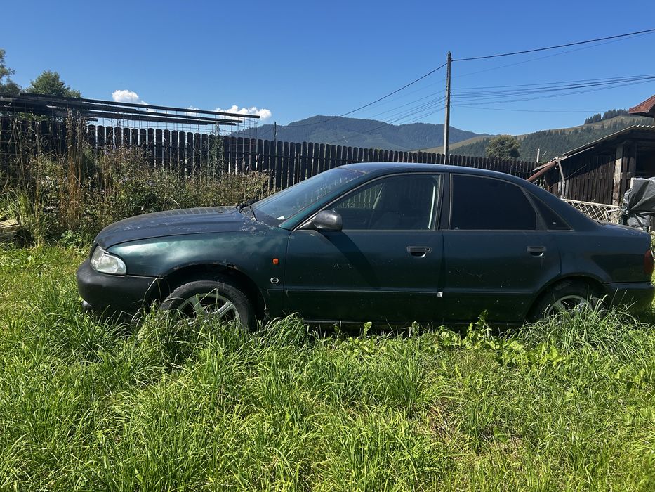 AUDI A4 0 — imagine 2