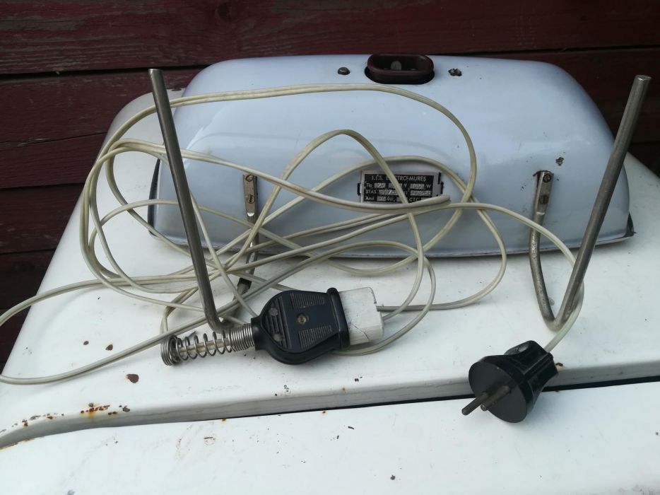 Radiator electric romanesc - 1000w - NOU !!