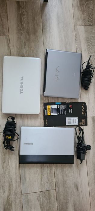 Laptop Toshiba Satellite – Intel Core i5 / Windows 10 / Foarte Intretinut