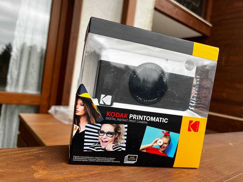 Kodak Printomatic Instant Camera (Black) – чисто нов!