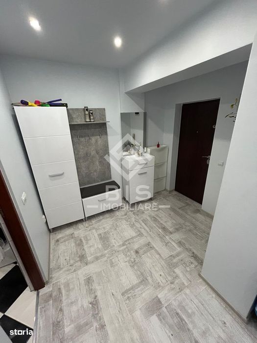Apartament de închiriat 3 camere - Calea Moldovei