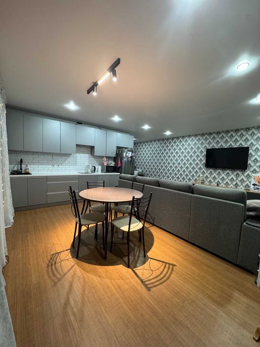 Продам 3 комнатную квартиру