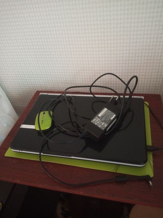 Продам Ноутбук Packard bell