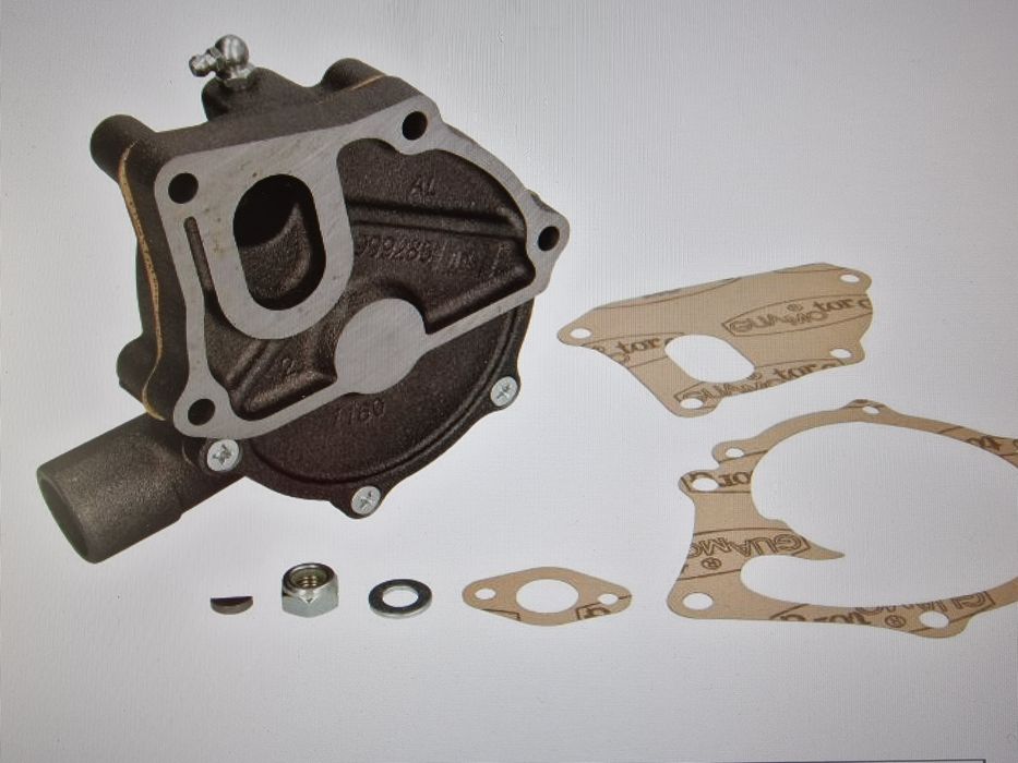 Pompa apa originala tractor fiatagri 300 fiat 312 fiat 315 preț 650 le