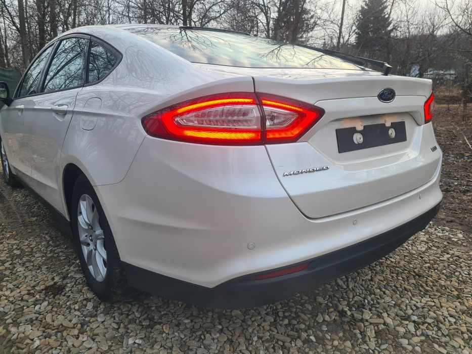 Bara spate Ford Mondeo Mk5 Hatchback