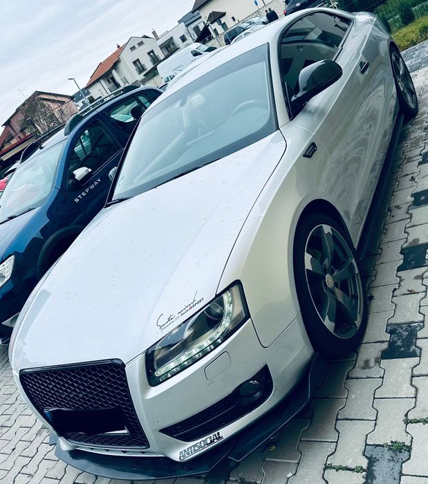 Vând Audi a5 coupe