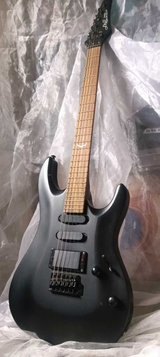 SuperStrat електрическа китара, двойни адаптери,покрива всички стилове