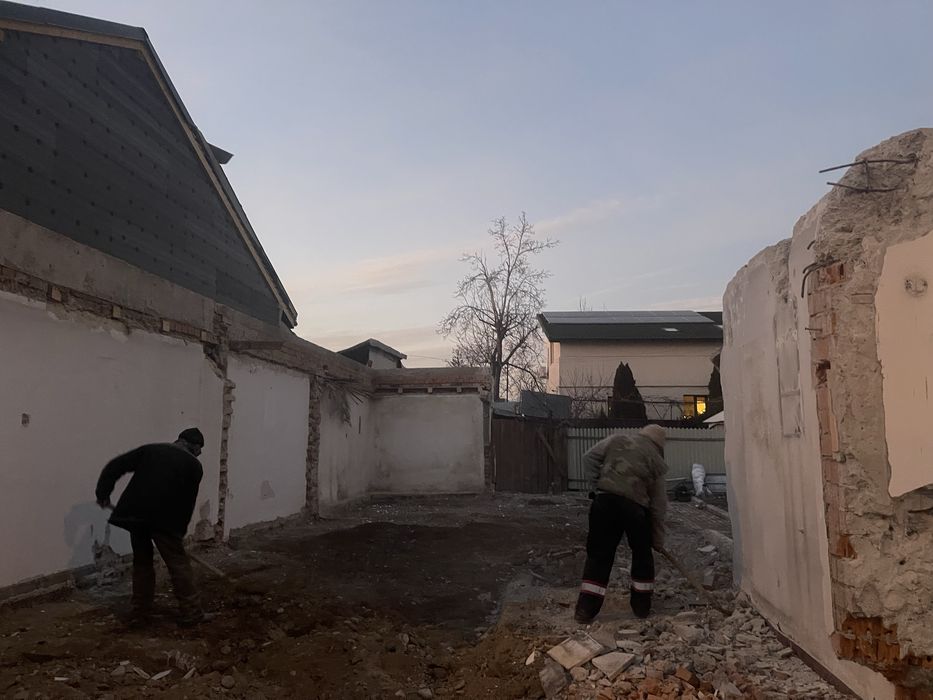 Demolari case  garduri etc