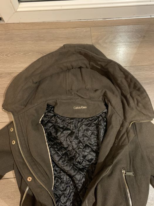 calvin klein зимно яке тип парка тъмнозелено