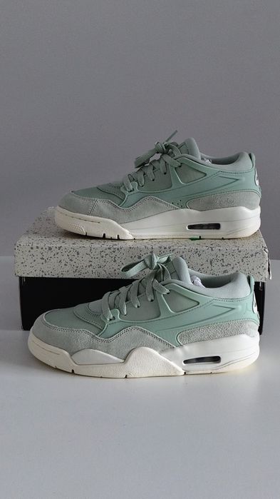 Jordan Air 4 / Mar. 40. / Noi!