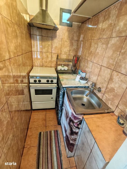 De Vanzare GARSONIERA Tudor Vladimirescu bloc 1990