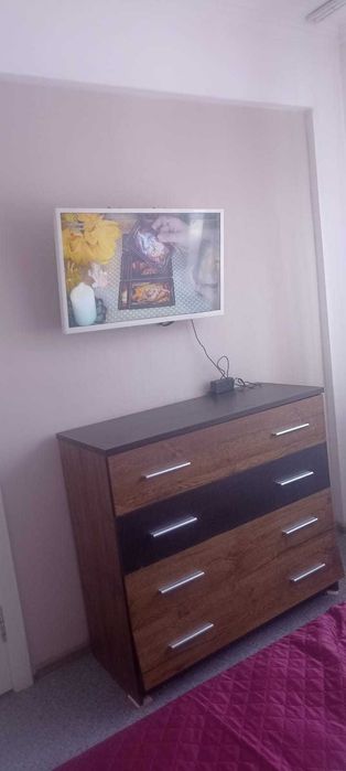 Продам спальный гарнитур