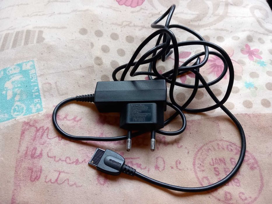 Адаптери и зарядни за телефони