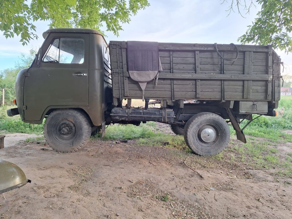 Продам Уазик за 700