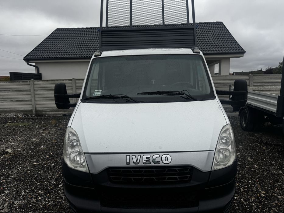 Iveco basculabil pe 3 parti