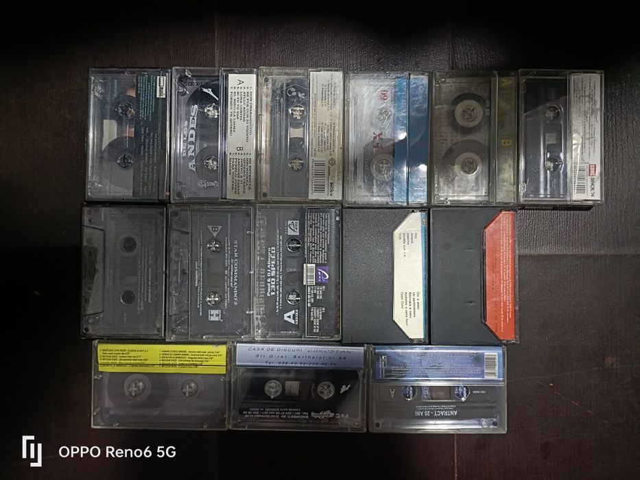 Lot casete audio diferite genuri