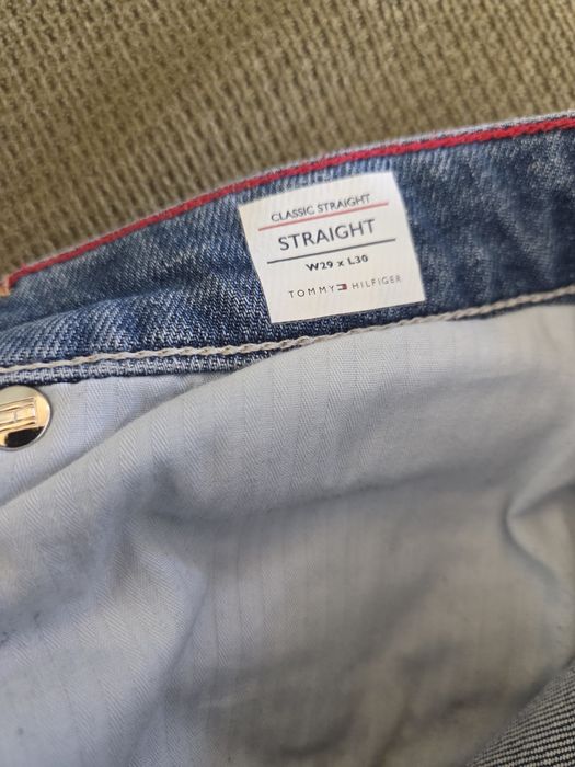 Blugi hilfiger,  femei, mom  fit, mărimea 29/30, preț 120