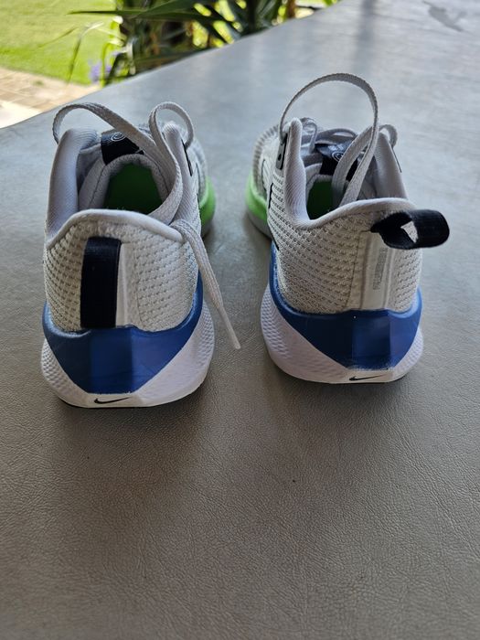 Маратонки Nike 36,5