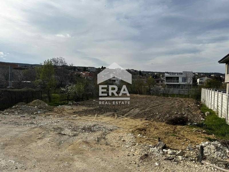 Урегулиран поземлен имот за продажба, с ПУП, ток, вода и проект за дву